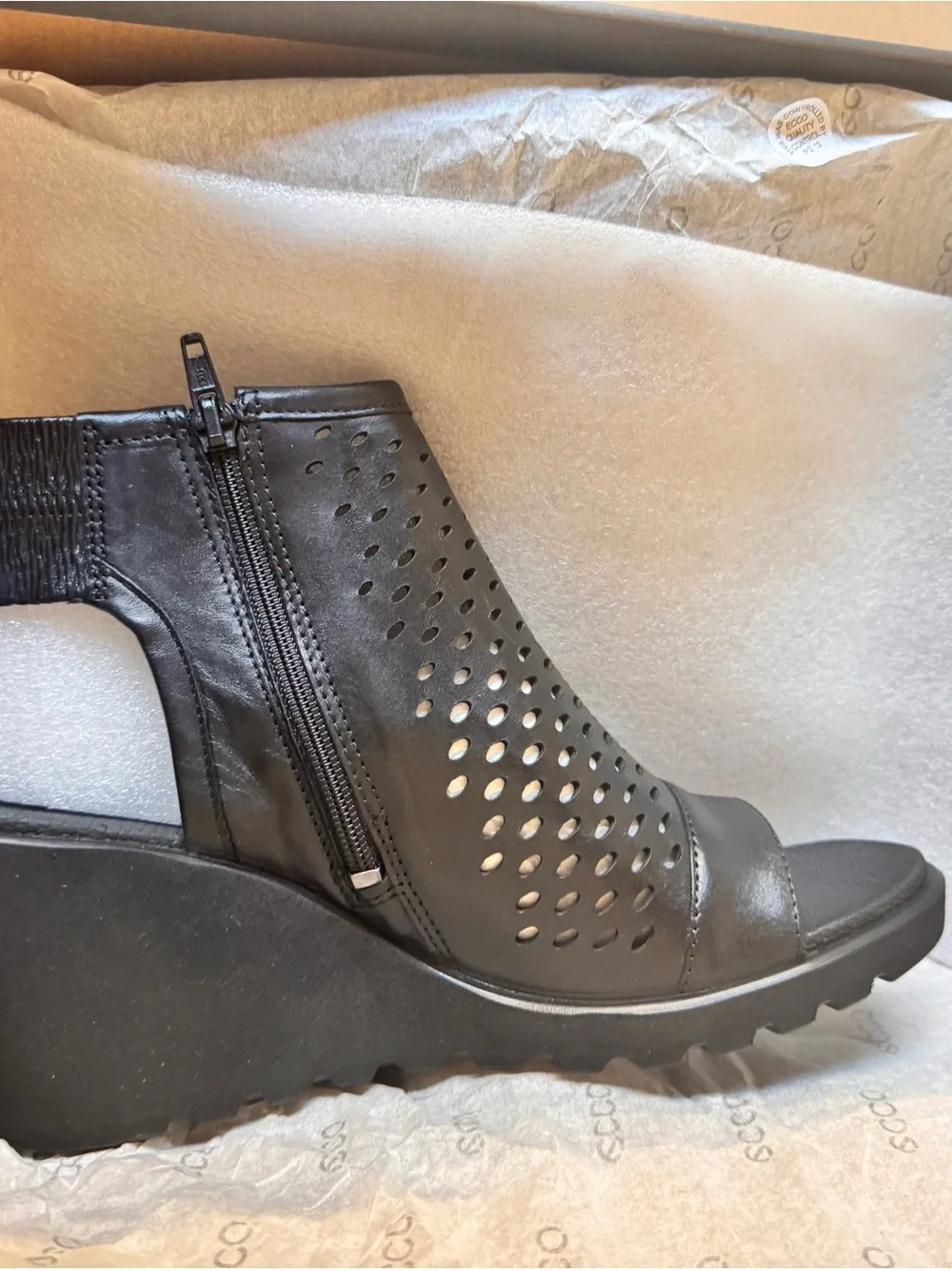 NWB Ecco Brown Perforated Wedge Sandals